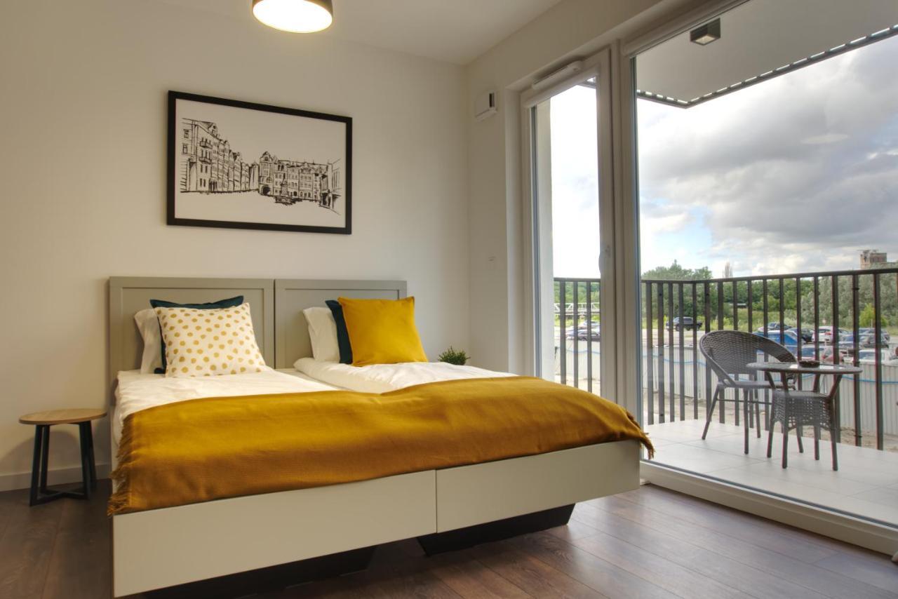 Essence Apartments Topaz 波兹南 外观 照片