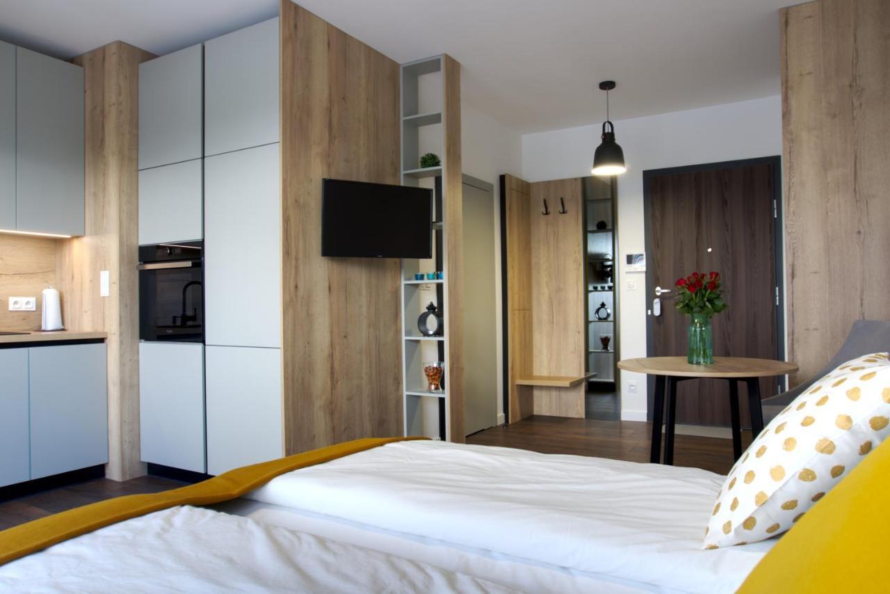 Essence Apartments Topaz 波兹南 外观 照片
