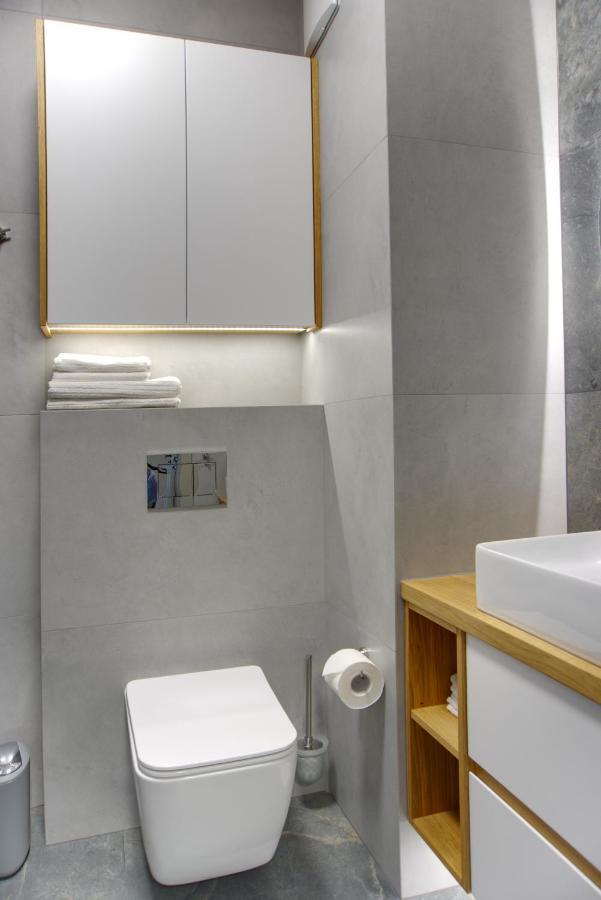 Essence Apartments Topaz 波兹南 外观 照片