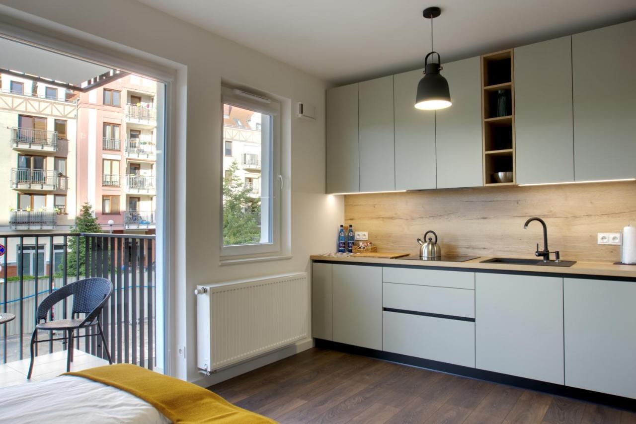 Essence Apartments Topaz 波兹南 外观 照片